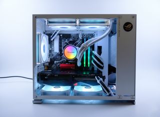 PC Gaming RGB AMD Ryzen 5500 XT + Ref. Líquida 