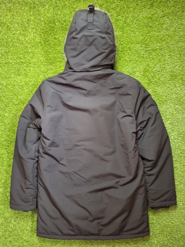 Parka Negra Con Capucha | Everest ● Hombre