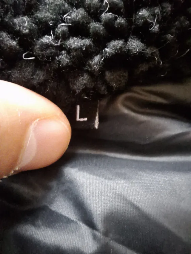 Parka Negra Con Capucha | Everest ● Hombre