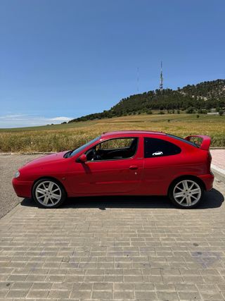 Renault Megane coupe 1.9dci 105cv
