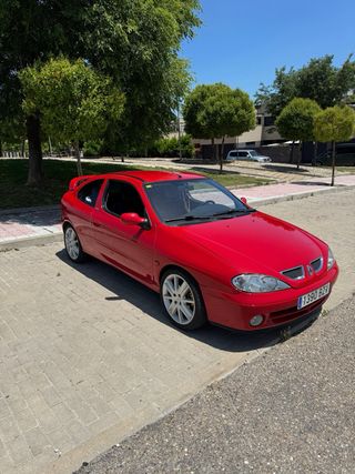 Renault Megane coupe 1.9dci 105cv