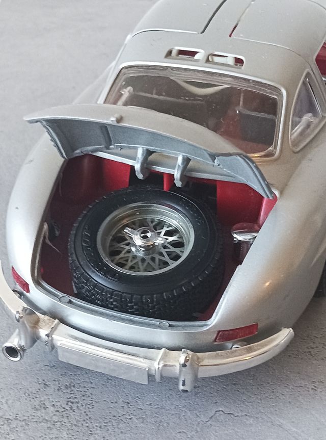 Mercedes 300 SL Scala 1:18