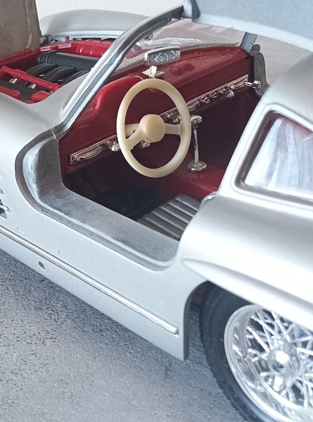 Mercedes 300 SL Scala 1:18