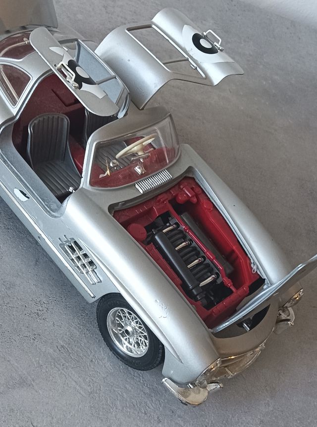 Mercedes 300 SL Scala 1:18