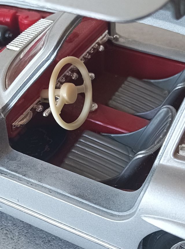 Mercedes 300 SL Scala 1:18