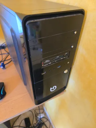 Ordenador Celeron Negro