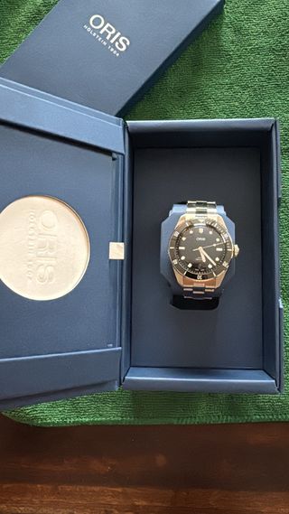 Reloj Oris Divers Date 39mm (Sixty Five)