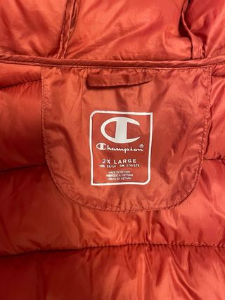 Chaqueta de Plumas Champion mujer 
Solo un uso 