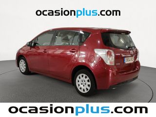 Toyota Verso 115D Business 82 kW (112 CV)