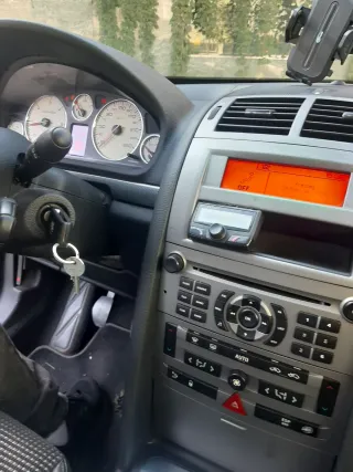 Peugeot 407 2004