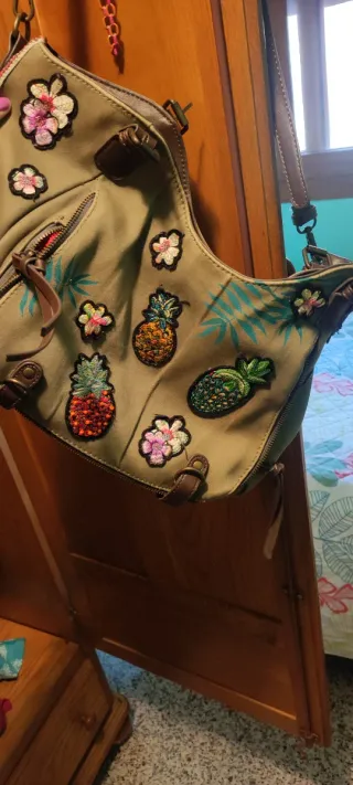 Bolso Desigual Verde con Piñas y Flores