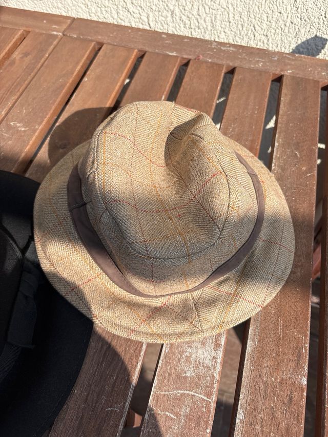 Cappelli da donna eleganti vintage