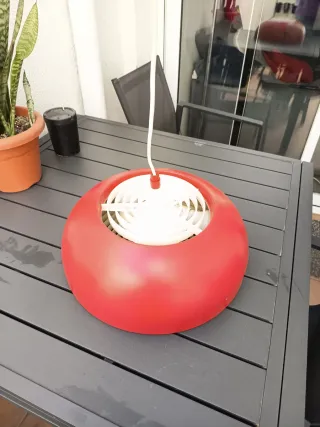Lámpara vintage roja Ikea