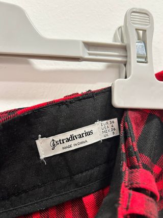 Falda pantalón cuadros rojo y negro