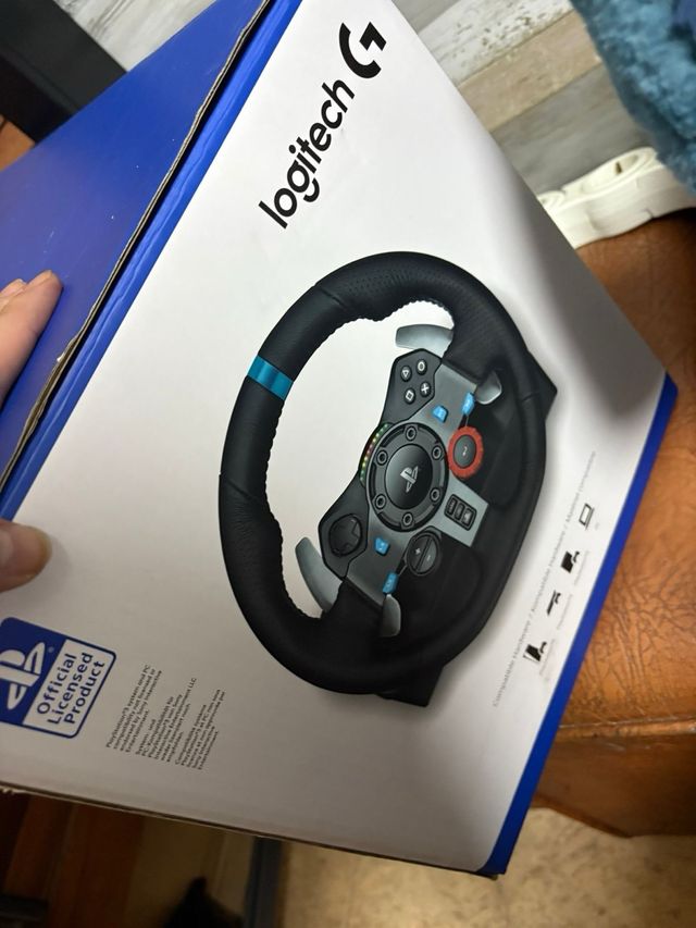 Volante Logitech G29 PS5/4 Y PC algo negociable
