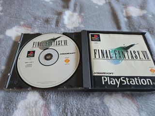 Final Fantasy VII PS1 Primera Edición PAL