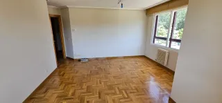 Piso casi a estrenar. Garaje y trastero