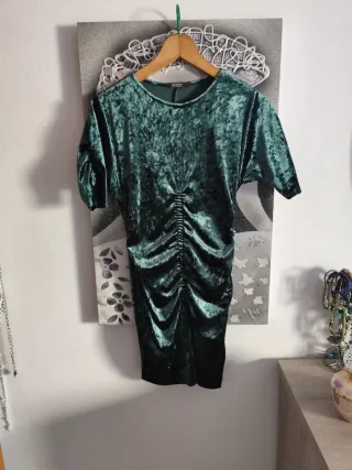 Vestido verde terciopelo drapeado