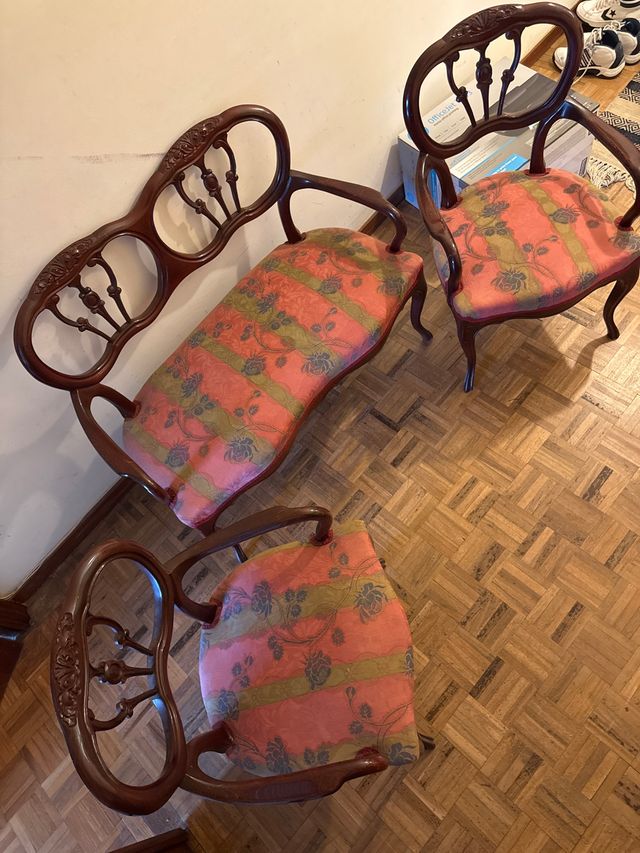 Juego 3 sillas madera y tela