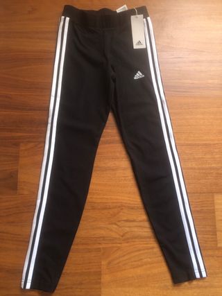 Chándal Adidas NUEVO. Talla 14