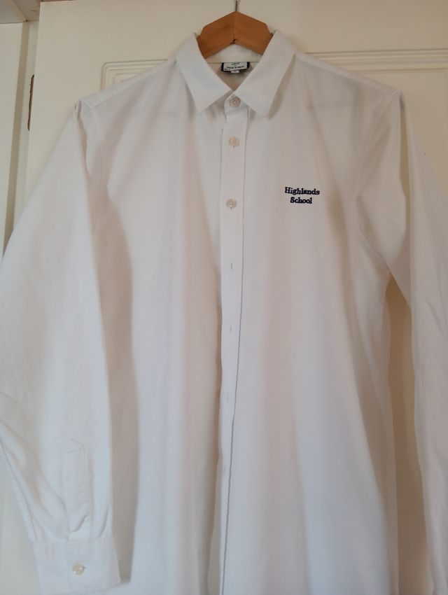 Camisa colegio Highlands T18.