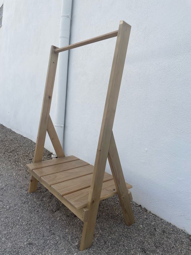 PERCHERO DE MADRRA /BURRO PARA ROPA