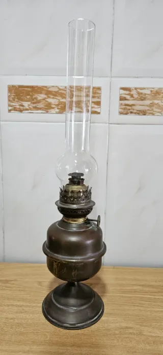 Lámpara de petróleo antigua francesa grande