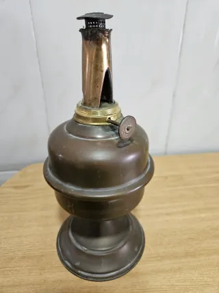 Lámpara de petróleo antigua francesa grande