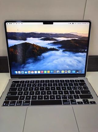 2025 MacBook Air M4 16GB RAM 256GB SSD