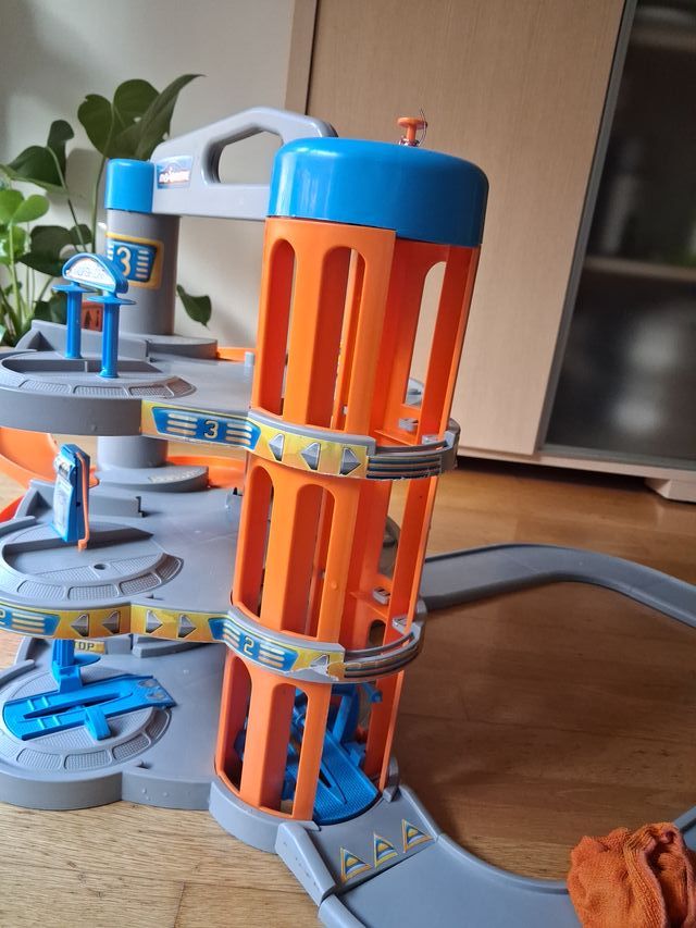 Pista de coches majorette.