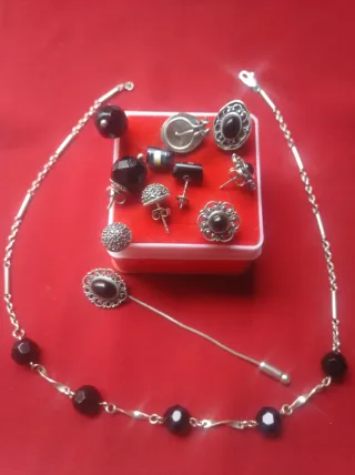 Lote Joyas Antiguas Negro y Plata