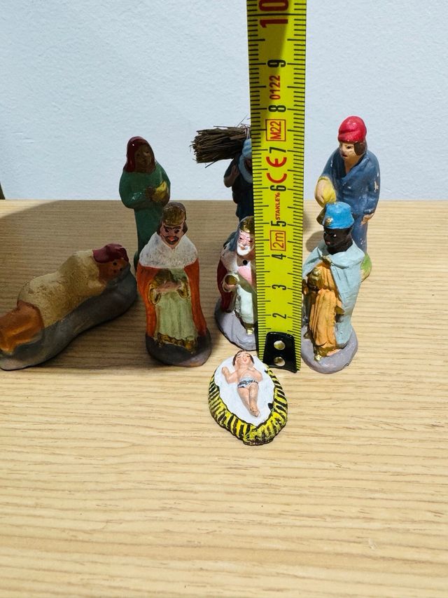 NO OFERTAS Figuras Belén Barro Antiguas 