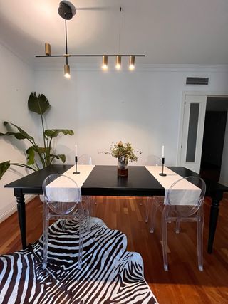 Mesa Comedor IKEA Negra Extensible.