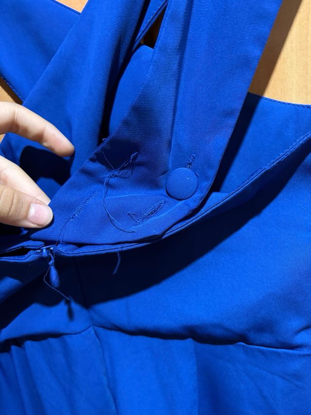 Mono azul para eventos