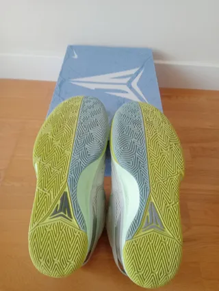 Zapatillas Nike Baloncesto Verdes Blancas