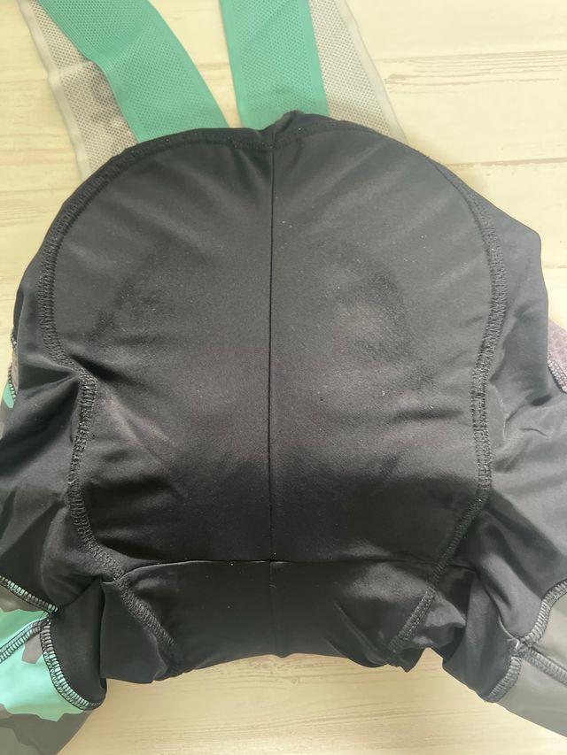 Conjunto Maillot y Culotte Ciclismo Mobel