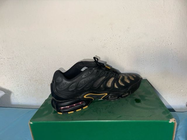 Nike Tn x Paris Saint German Negro Dorado