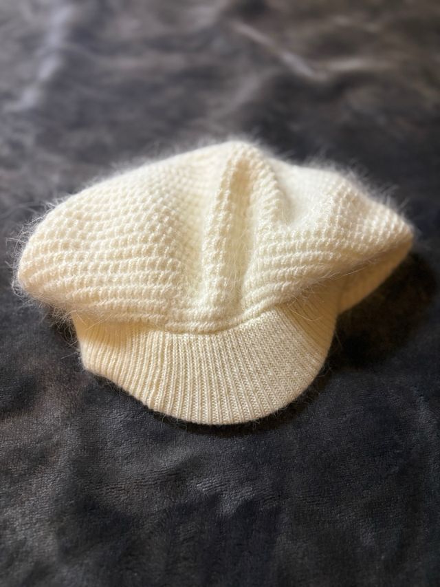 boina de angora con visera