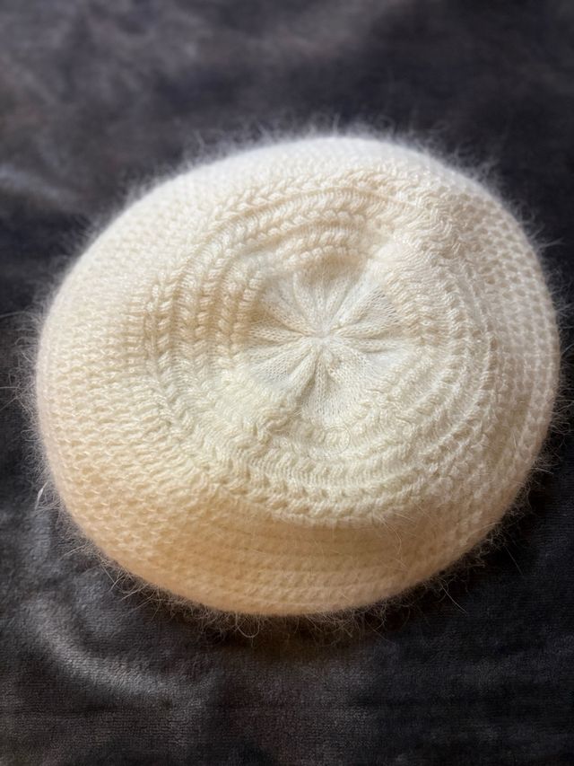 boina de angora con visera