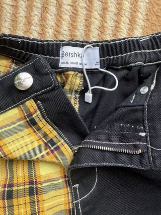 Minifalda Bershka cuadros y denim