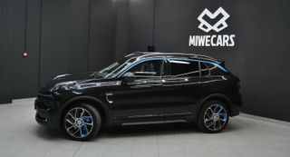 LYNK & CO 01 2021