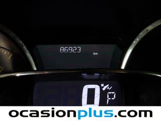 Renault Clio dCi 90 Expression EDC eco2 66 kW (90 CV)