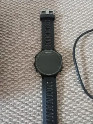 Reloj Garmin Forerunner 735XT Negro