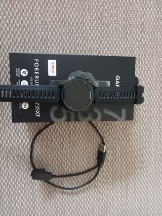 Reloj Garmin Forerunner 735XT Negro