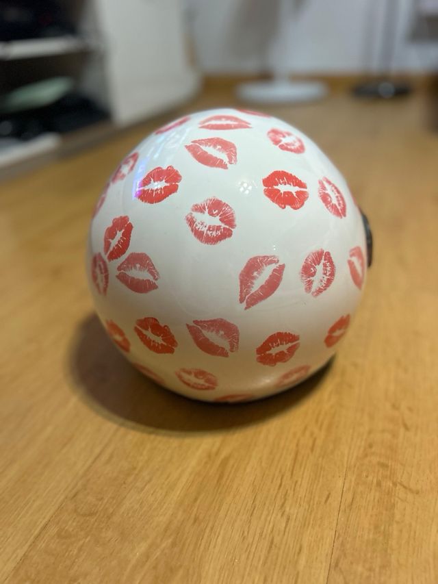 Casco de moto BHR mujer “besos” de ocasión.