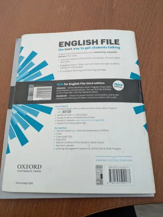 English File 3rd Edition Advanced. Workbook wit...
