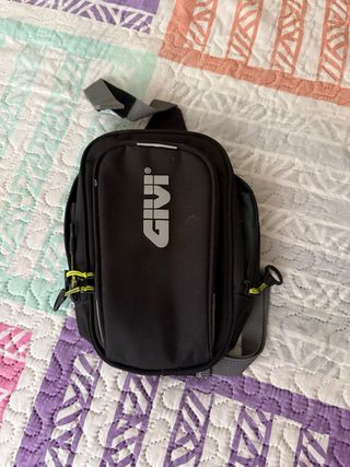 Pernera Givi XL Negra
