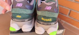 Zapatillas New Balance 9060 Verde y Morado
