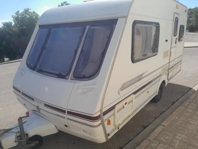 Caravana 750kg con documentación