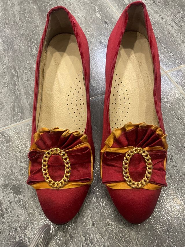 Zapatos de Fallera Granate y Dorado